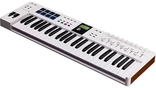 Arturia KeyLab Essential 49 mk3 White MIDI-клавиатура.