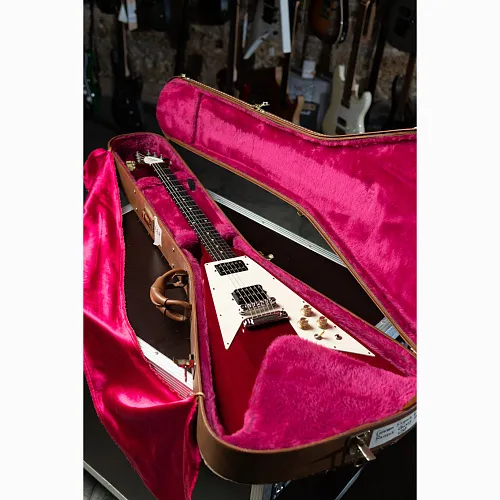 Gibson Flying V '67 Reissue Cherry 1994 USA Электрогитара.